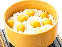 栗ご飯(単品)　380円(税込399円）