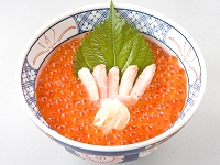 かにいくら丼(単品)　680円(税込714円）